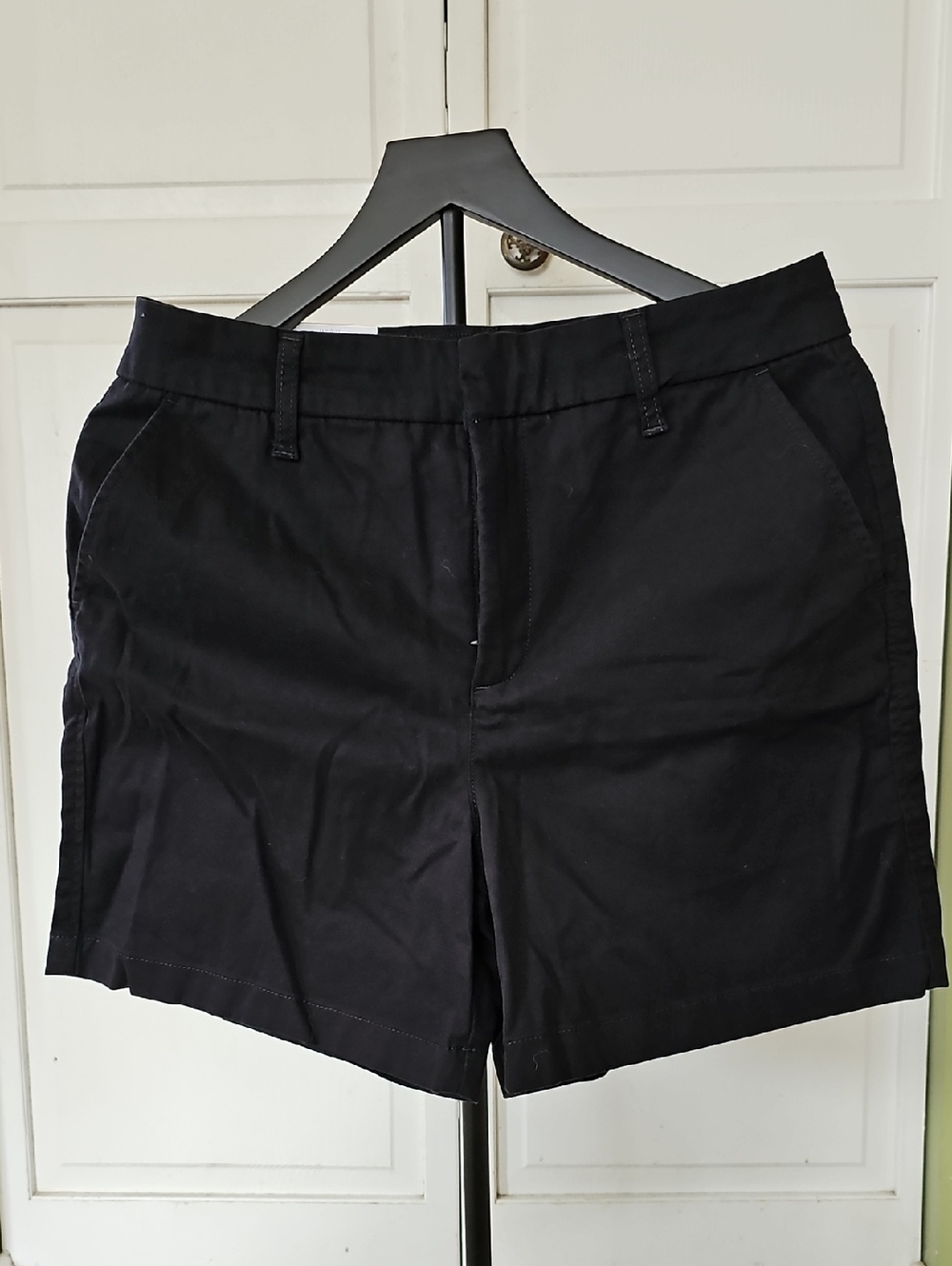 NWT Gloria Vanderbilt Size 8 Chino Shorts